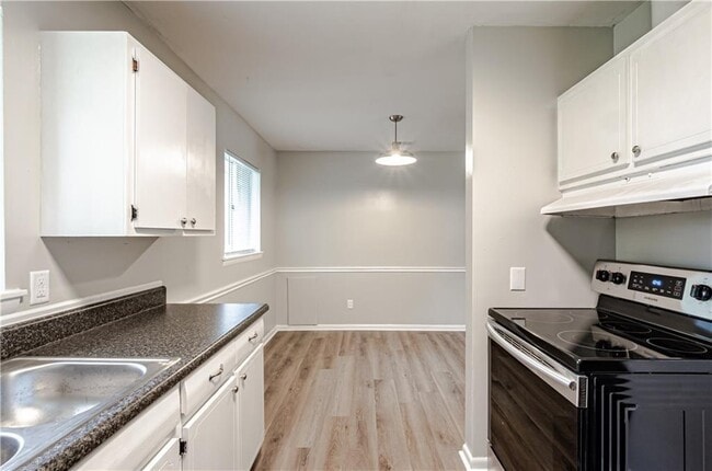 Building Photo - 4339 Binghamton Dr