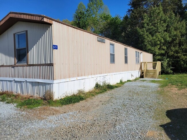 Building Photo - Ready to Move in