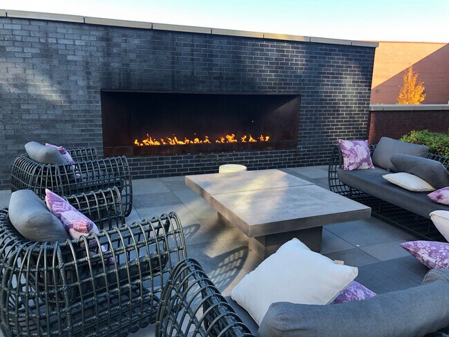 Building Photo - When Style and Location Matter!