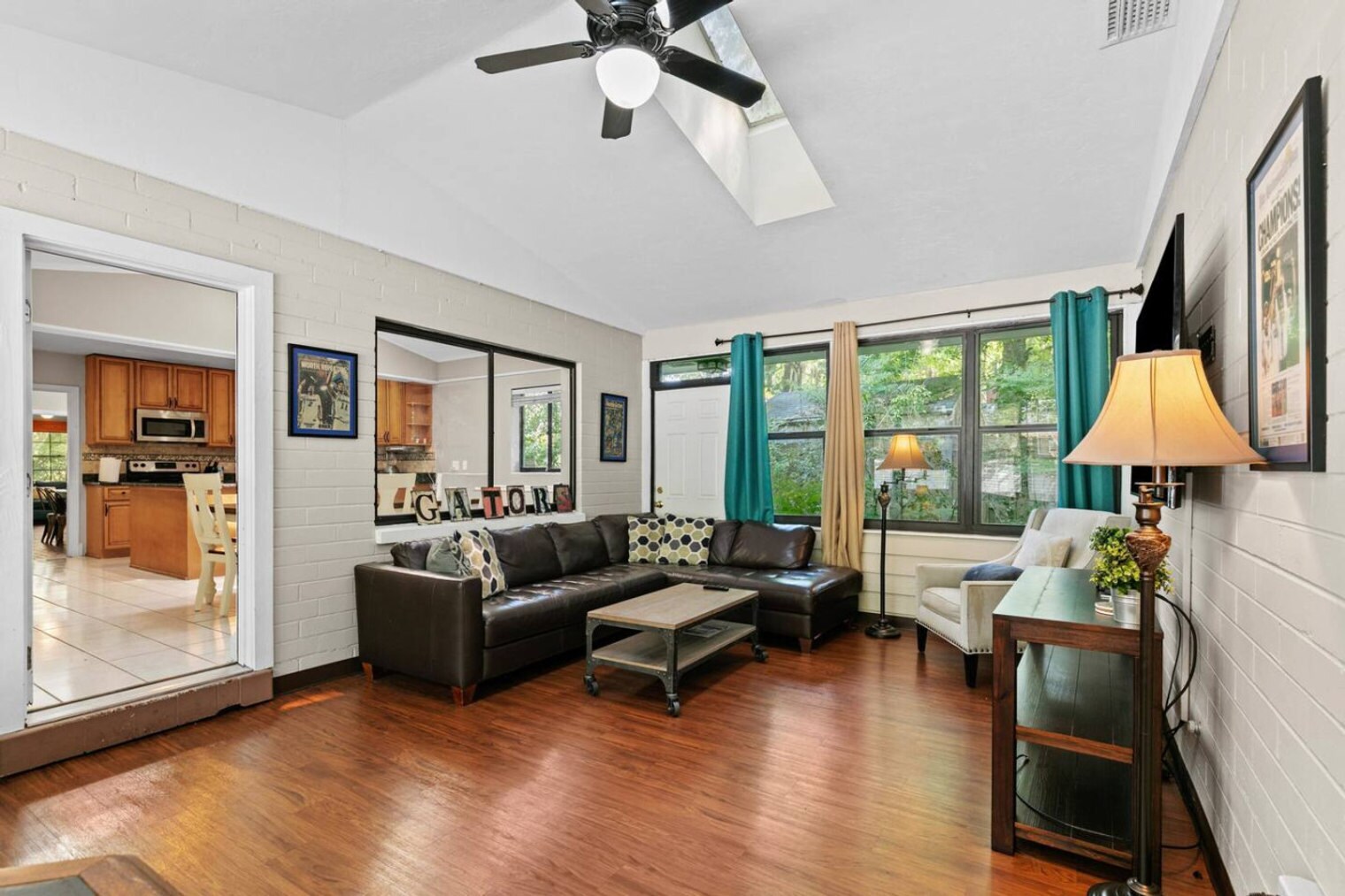 Building Photo - 1929 NW 7th Ln