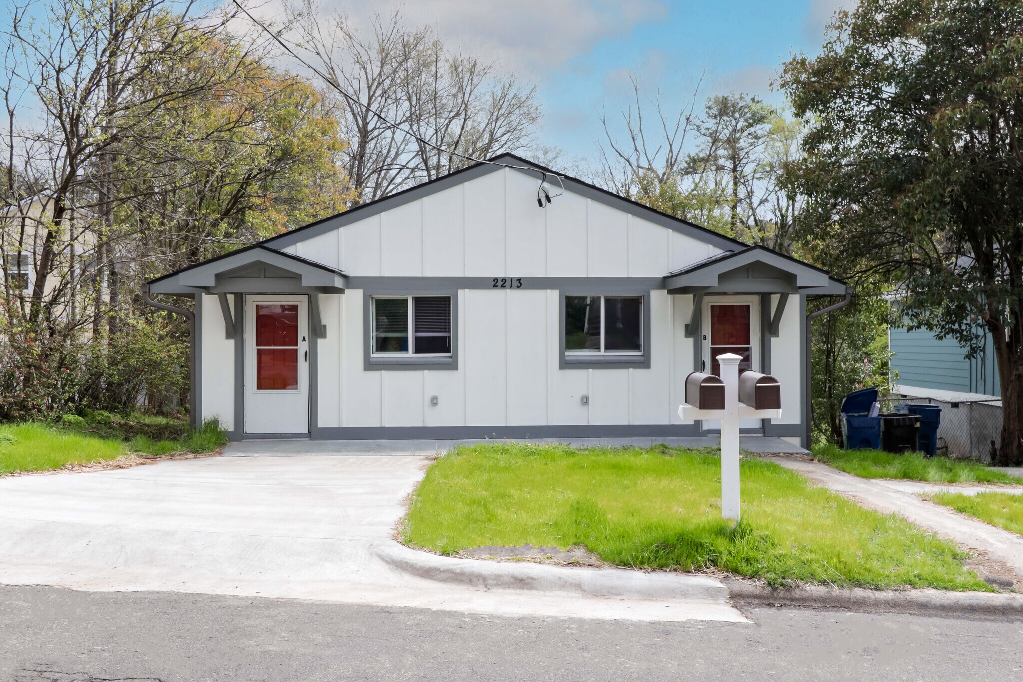 Building Photo - 2213 Fitzgerald Ave