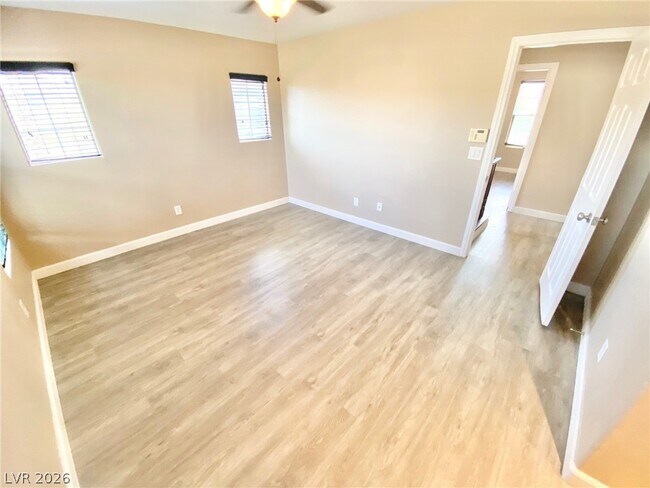 Building Photo - 1060 Paradise Coach Dr