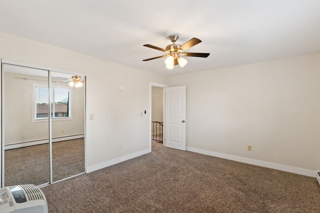 Building Photo - 2407 Virgo Dr