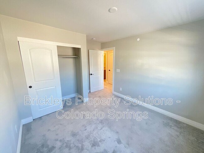 Building Photo - 1721 Rose Quartz Heights
