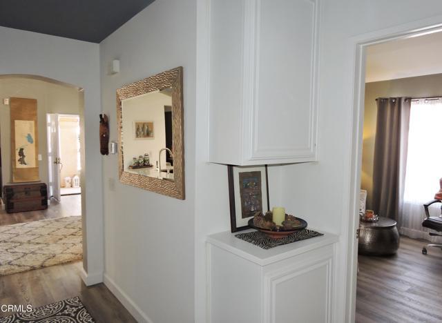 Building Photo - 650 Ivywood Ln