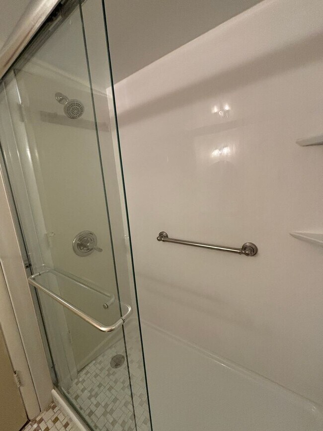 Building Photo - 5260 Crossbow Cir