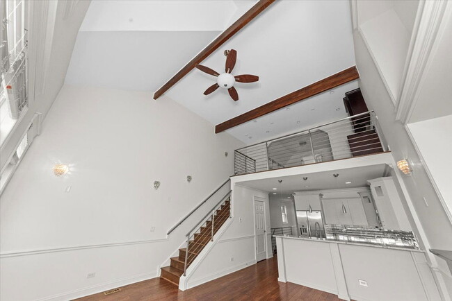 Building Photo - 1541 W Cortez St