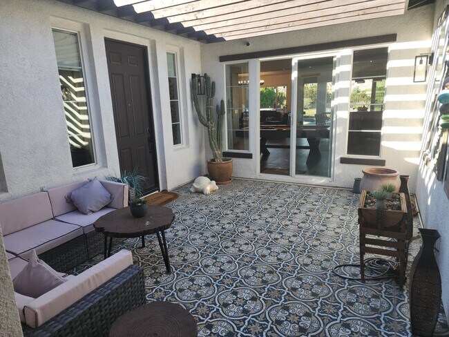 Building Photo - 84644 Pavone Way