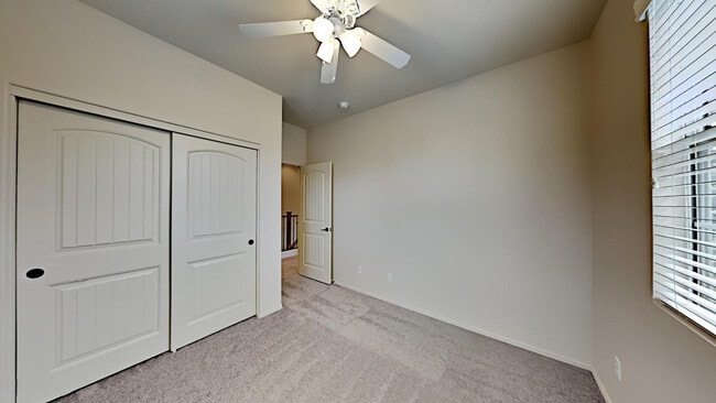 Building Photo - 4703 E Waterman St