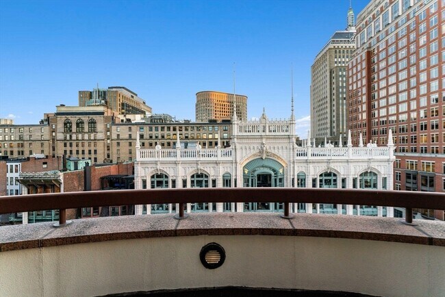 Building Photo - 425 Boylston St