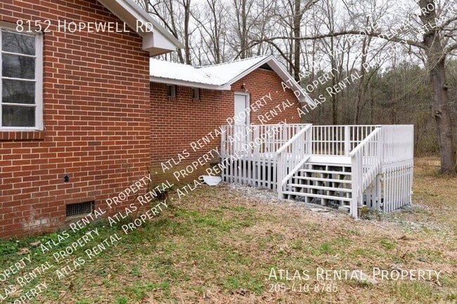 Building Photo - 8152 Hopewell Rd