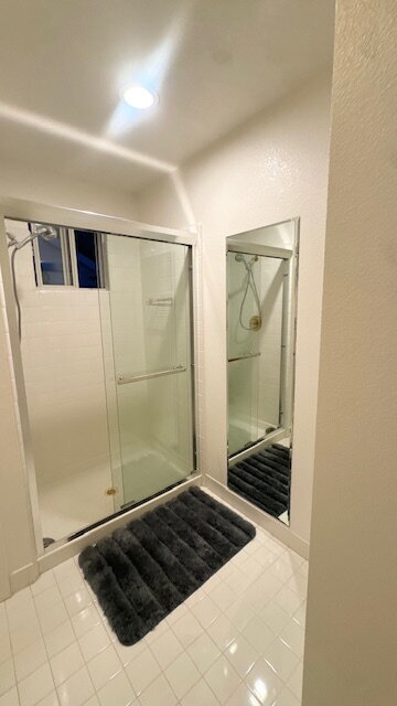 Building Photo - Bright & Spacious 3-Bed, 2.5-Bath Santa Cruz Home Near UCSC with Tranquil Rose Garden Backyard, B...