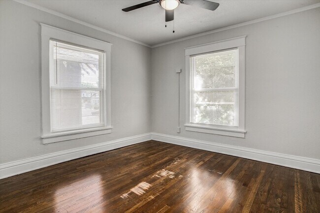 Building Photo - Move fast on this one. Apply within 24 hours of your showing and lock in $250 off your monthly re...
