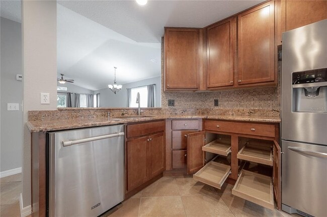 Building Photo - 10248 Woodford Bridge St