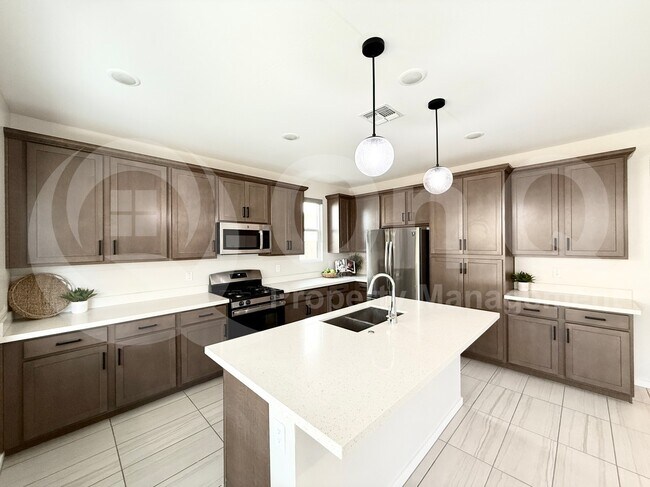 Building Photo - 17769 W Cassia Way