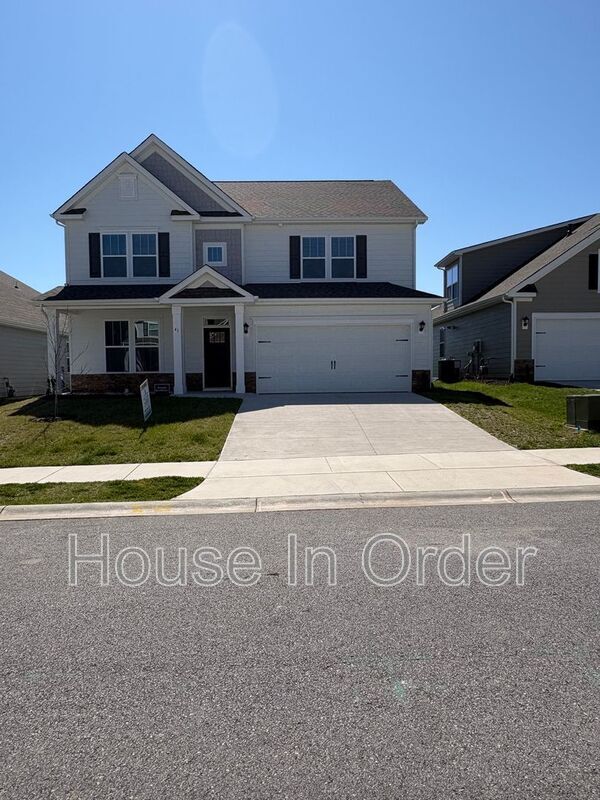 Building Photo - 41 Silverthorne Ct