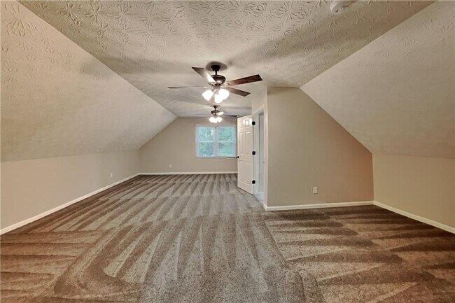 Building Photo - 1463 Shadowrock Heights