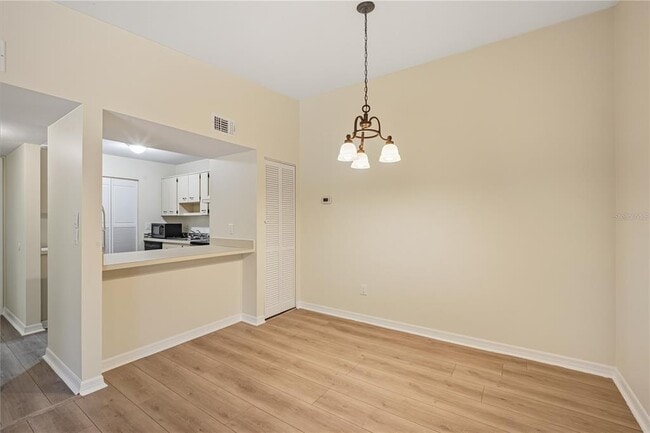 Building Photo - 6002 Laketree Ln
