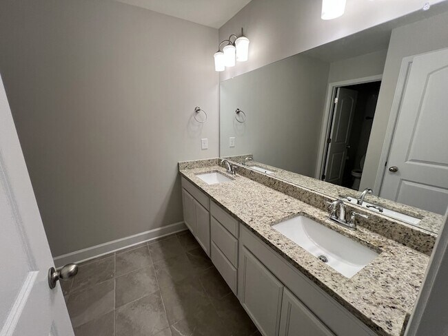 Building Photo - 9052 Brixworth Ct