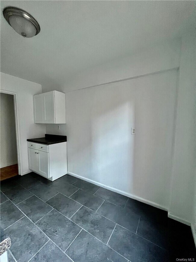 Building Photo - 4 Windsor Terrace