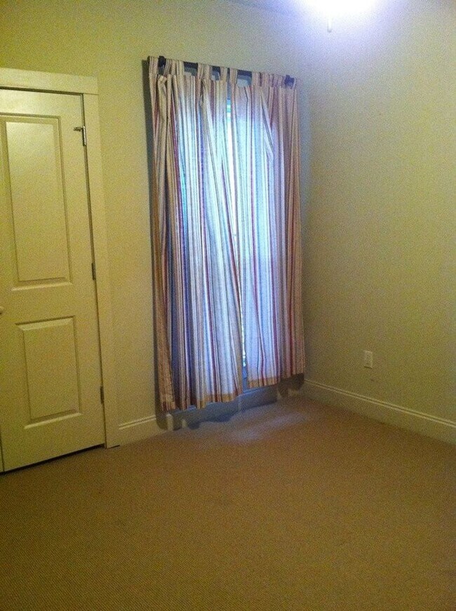 Building Photo - Must see  3BR/2BA home in Santa Rosa Subdivision off Staring Lane