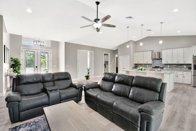 Building Photo - 10231 176th Ln N