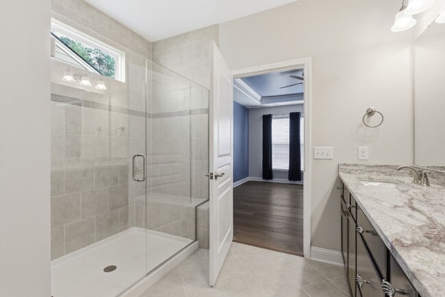 Building Photo - 686 Northlake Blvd