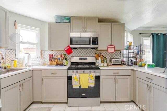 Building Photo - 28942 Rue Daniel