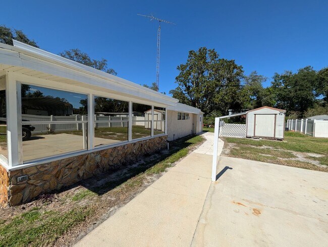 Building Photo - 18911 Panther Ps