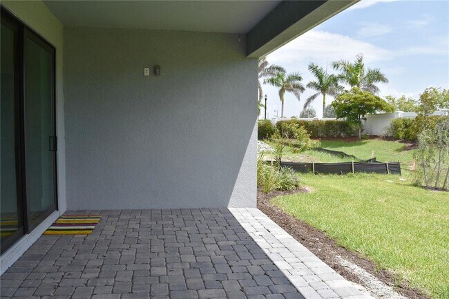 Building Photo - 18420 Dayspring Pl