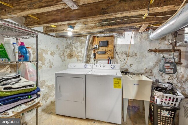 Building Photo - 1615 Cadwallader St