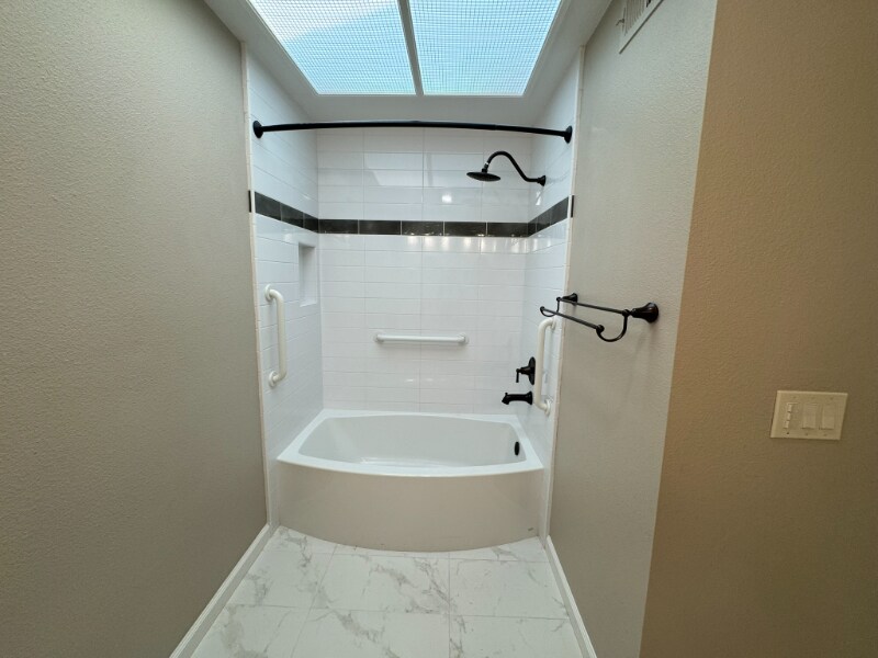 Building Photo - 28385 Borgona