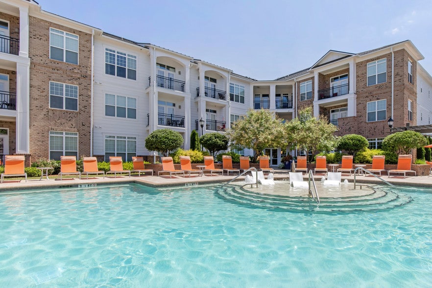 Whitehall Parc 8024 Whitehall Executive Center Dr Charlotte NC 28273