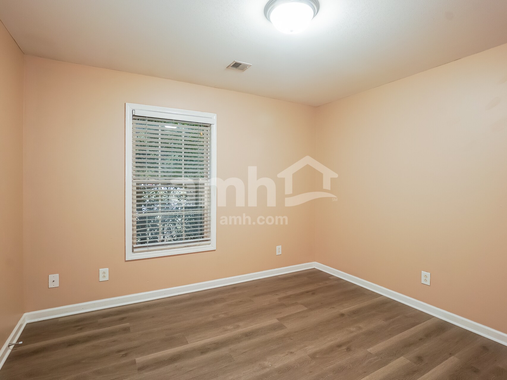 Building Photo - 720 Arrowfield Dr