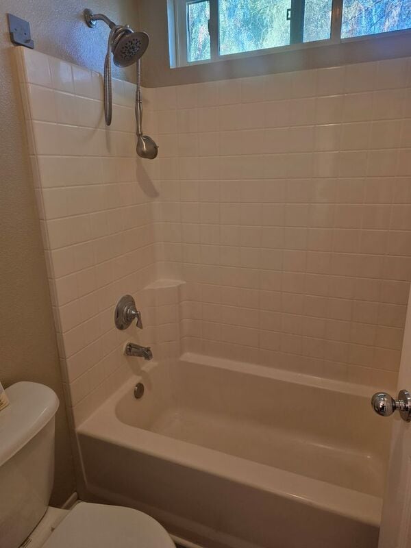 Building Photo - 28958 Newport Rd