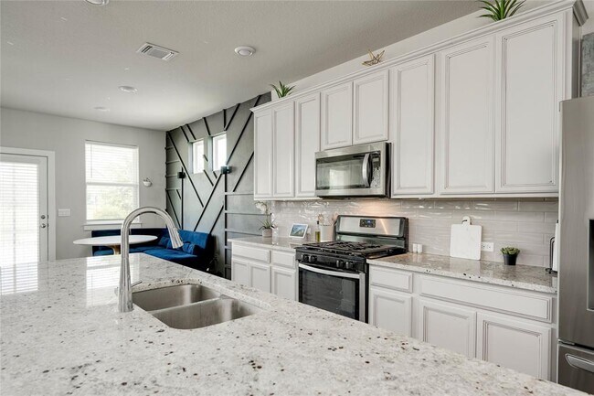 Building Photo - 7502 Chesapeake Rail Ln