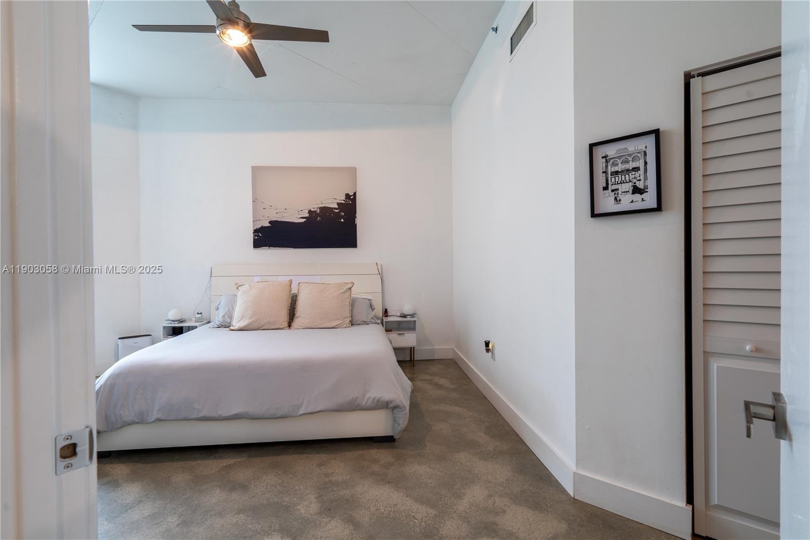 Building Photo - 2001 Biscayne Blvd