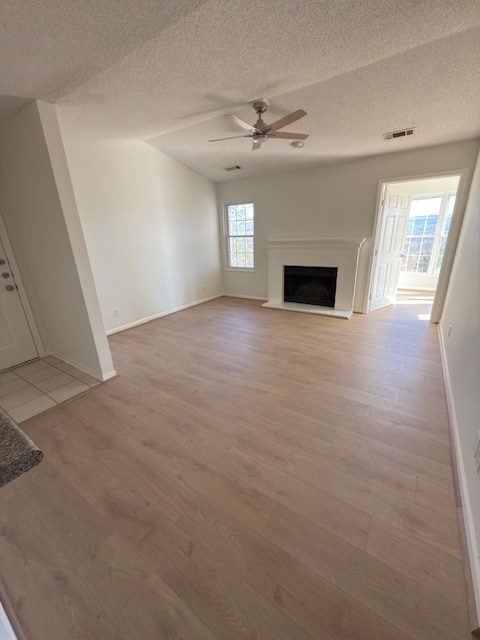 Building Photo - 303 Morning Sun Dr