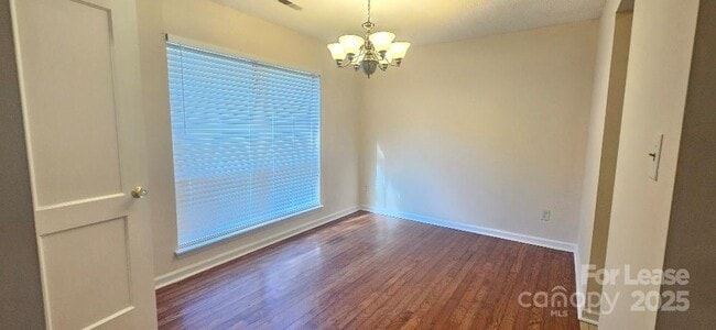 Building Photo - 3738 Sweetgrass Ln