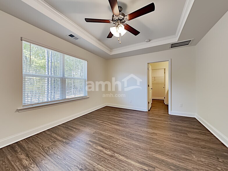 Building Photo - 149 Blackstone Dr