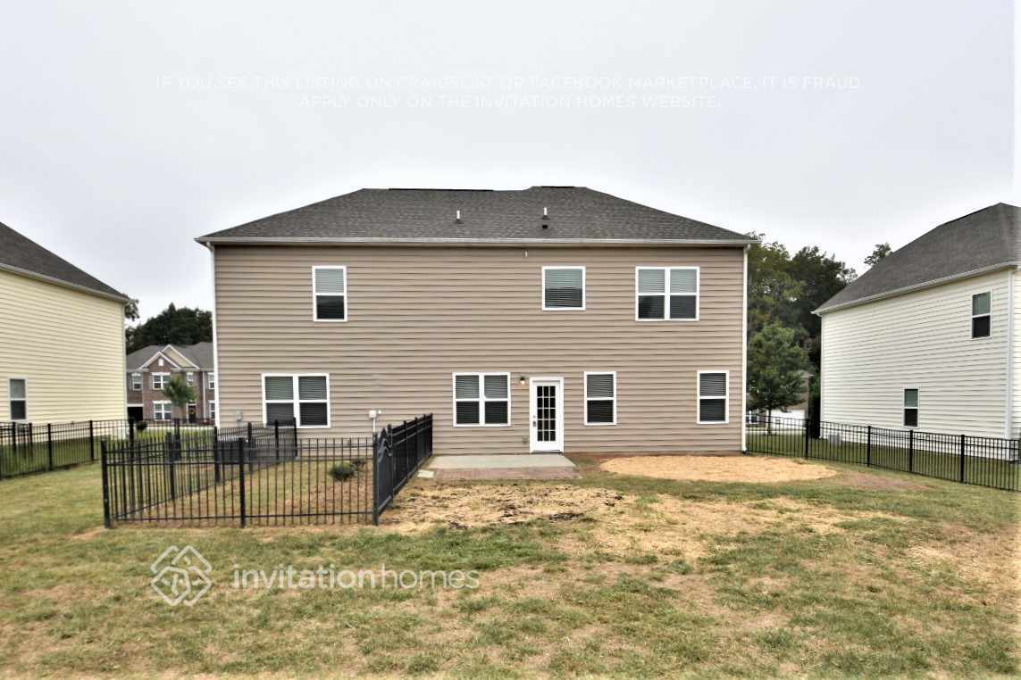 Building Photo - 139 Sassafras Rd