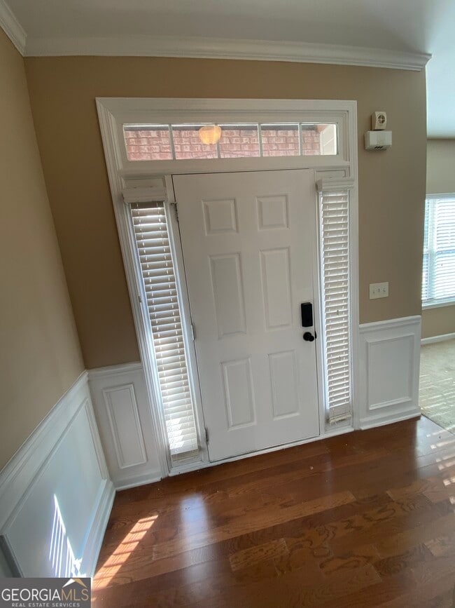 Building Photo - 7576 Rutgers Cir