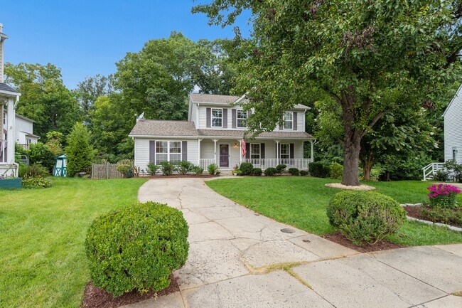 Building Photo - 5562 Sponseller Ct