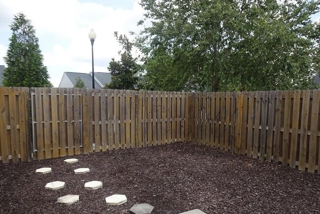 Building Photo - 5166 Aruba Cir