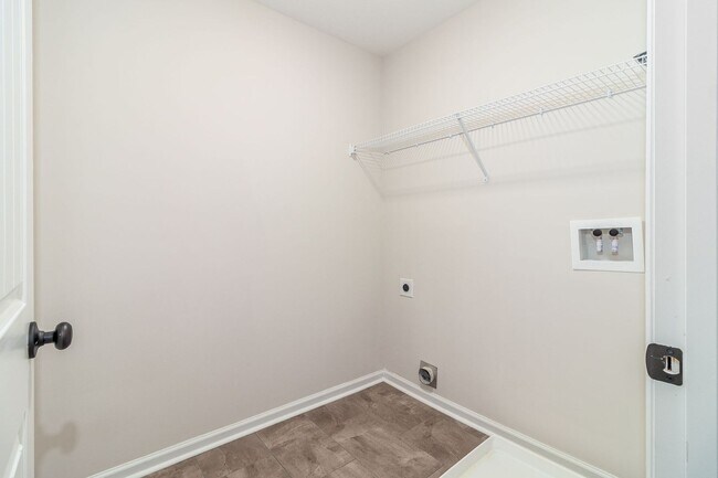 Building Photo - ? Welcome to Your Dream Home! ?