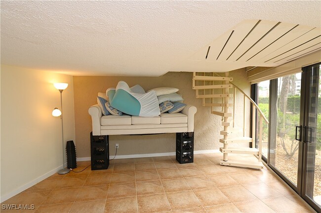 Building Photo - 1015 Anglers Cove