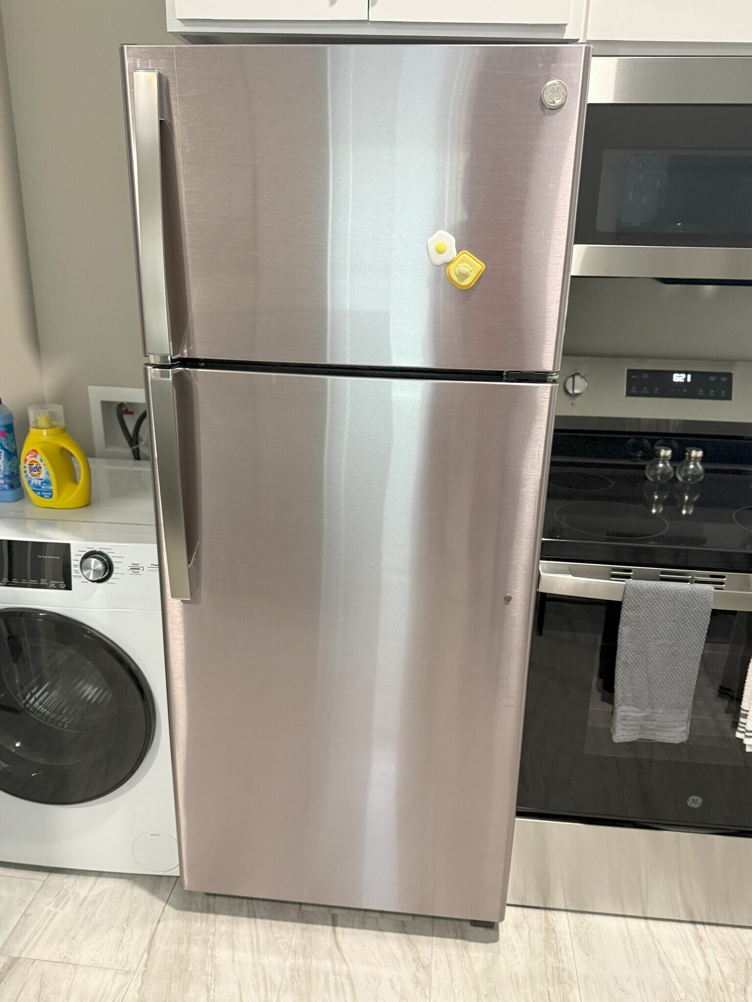Fridge - 5712 Abbey Ct