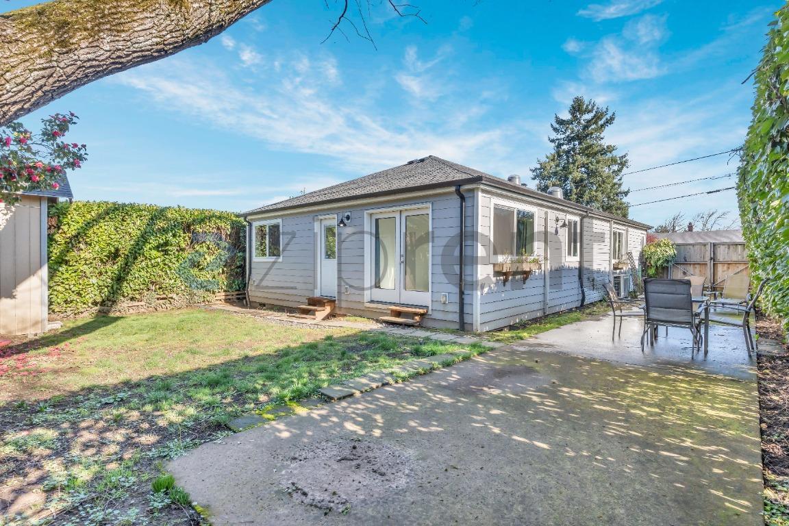 Building Photo - 6035 NE 17th Ave