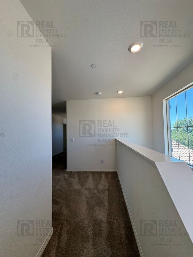 Building Photo - Spacious Menifee Home with Open Floor Plan, Walk-In Closets & Covered Patio