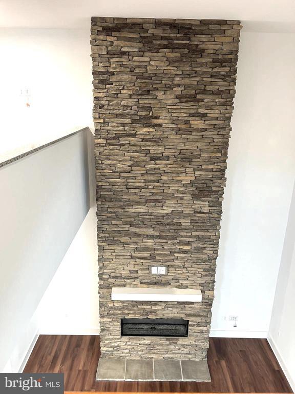 Building Photo - 8708 Southrun Ct